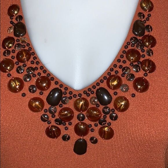 NWT Cable & Guage top with embellished neckline - Picture 4 of 7